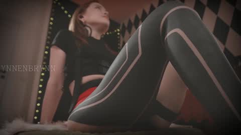 ynnenbrynn online show from December 2024 10:44:02 AM