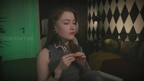 ynnenbrynn online show from February 2025 08:33:02 AM