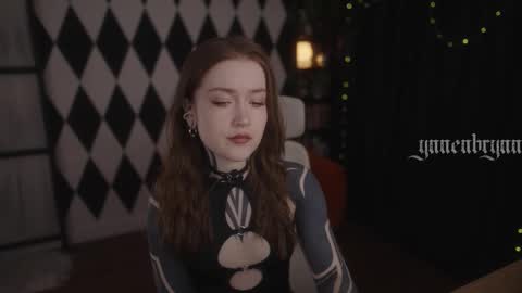 ynnenbrynn online show from October 2025 04:54:01 AM