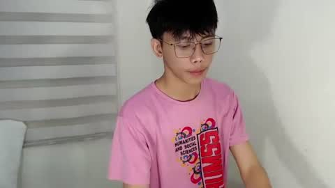 Snapshot of ynotyu chatting on September 2025 11:25:01 AM ynotyu online show from September 2025 11:25:01 AM