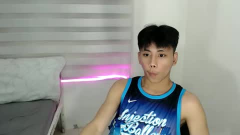 Snapshot of ynotyu chatting on October 2025 03:32:01 PM ynotyu online show from October 2025 03:32:01 PM