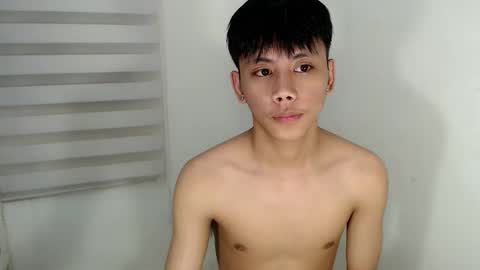 Snapshot of ynotyu chatting on October 2025 09:18:02 AM ynotyu online show from October 2025 09:18:02 AM