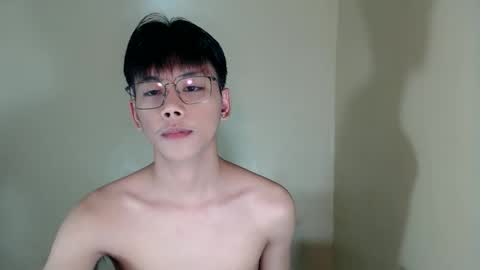 Snapshot of ynotyu chatting on November 2025 12:28:01 PM ynotyu online show from November 2025 12:28:01 PM