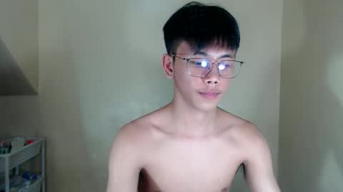 Snapshot of ynotyu chatting on November 2025 11:20:02 AM ynotyu online show from November 2025 11:20:02 AM