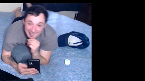 Snapshot of yobleez chatting on March 2026 06:18:02 PM yobleez online show from March 2026 06:18:02 PM