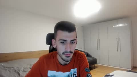 Snapshot of yoda130305 chatting on November 2025 04:53:01 PM yoda130305 online show from November 2025 04:53:01 PM