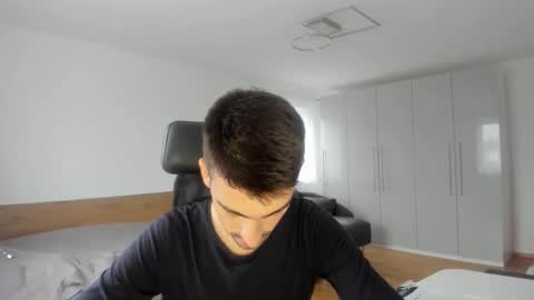 Snapshot of yoda130305 chatting on November 2025 02:59:02 PM yoda130305 online show from November 2025 02:59:02 PM