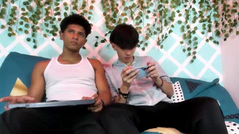 yoel_allan_hot88 online show from October 2025 07:33:02 PM