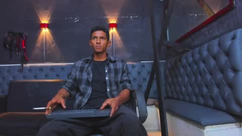 Snapshot of yoel_blessed chatting on June 2026 12:20:01 PM Yoel online show from June 2026 12:20:01 PM