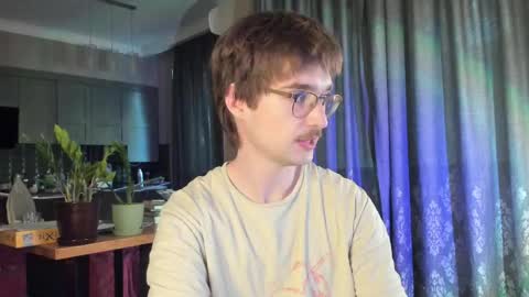 Snapshot of yoga_pizza_420 chatting on May 2026 03:35:02 AM Max online show from May 2026 03:35:02 AM