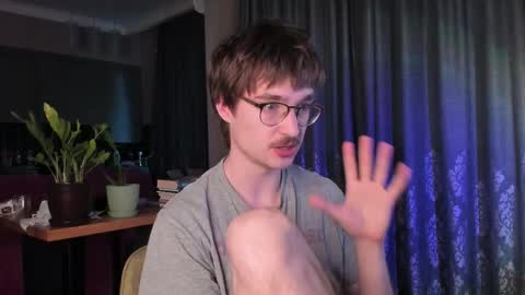 Snapshot of yoga_pizza_420 chatting on May 2026 03:37:02 AM Max online show from May 2026 03:37:02 AM