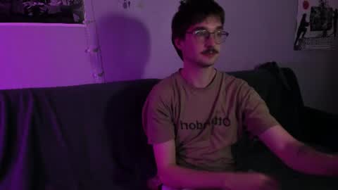 Snapshot of yoga_pizza_420 chatting on July 2026 10:03:02 PM Max online show from July 2026 10:03:02 PM