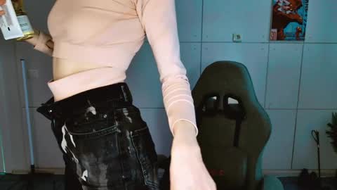 yoka_paradoxxx online show from March 2026 09:13:01 AM