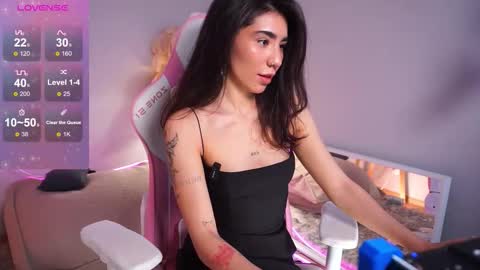 Yoko online show from November 2025 05:57:01 AM