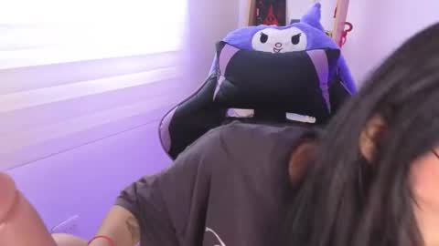 Yommi Winx online show from November 2025 03:54:01 PM