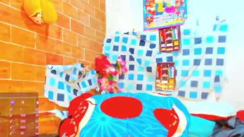 yonnsol_avril online show from April 2026 06:23:01 PM