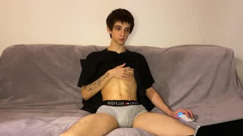 Yoo Dee Ohh online show from November 2025 05:57:01 PM