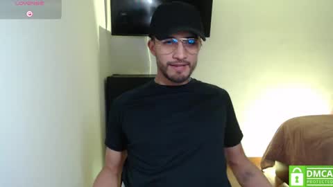 yoshy_man online show from May 2026 03:23:01 AM