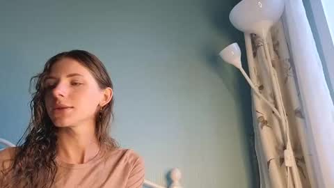 Snapshot of you_desire chatting on September 2025 11:01:02 AM Liliya online show from September 2025 11:01:02 AM