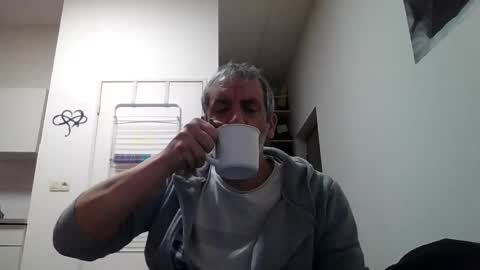 Snapshot of youdeservit chatting on March 2025 03:32:02 AM CrayZio online show from March 2025 03:32:02 AM