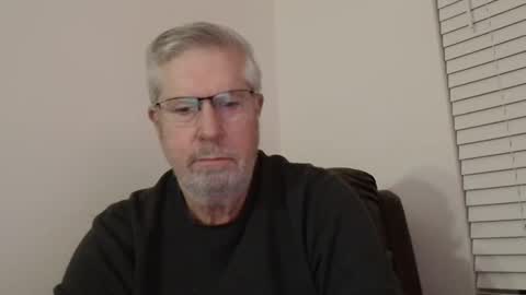 Snapshot of yougogirl_3 chatting on January 2025 03:05:01 AM Colorado Guy Straight online show from January 2025 03:05:01 AM