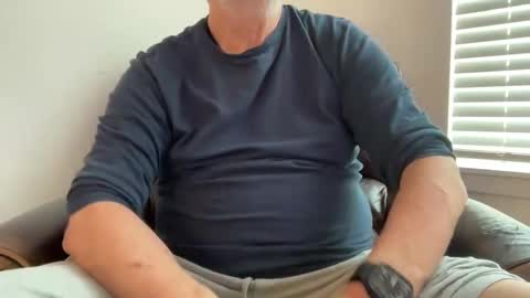 Snapshot of yougogirl_3 chatting on January 2025 03:44:01 PM Colorado Guy Straight online show from January 2025 03:44:01 PM