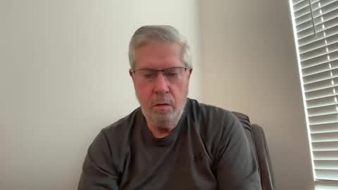Snapshot of yougogirl_3 chatting on January 2025 08:44:01 PM Colorado Guy Straight online show from January 2025 08:44:01 PM