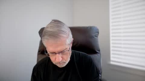 Colorado Guy Straight online show from November 2025 09:48:01 PM