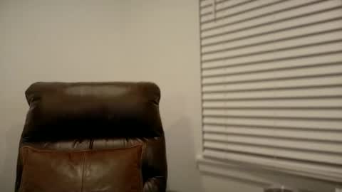 Colorado Guy Straight online show from November 2025 02:33:02 AM