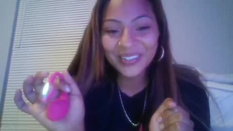 Snapshot of youluvkitty chatting on June 2026 02:21:01 AM youluvkitty online show from June 2026 02:21:01 AM
