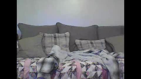 kindahorny online show from November 2025 06:24:02 AM