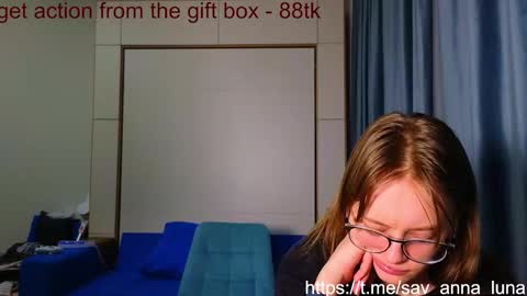 Anna and Luna online show from March 2026 05:07:01 PM