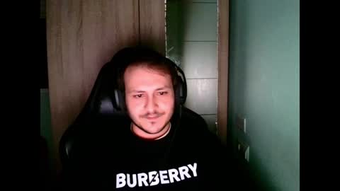 Snapshot of younromki chatting on December 2024 09:51:01 PM A... online show from December 2024 09:51:01 PM