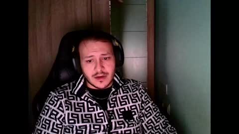 Snapshot of younromki chatting on December 2024 10:17:02 PM A... online show from December 2024 10:17:02 PM