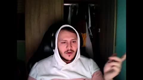 Snapshot of younromki chatting on January 2025 11:54:01 PM A... online show from January 2025 11:54:01 PM