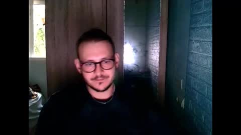 Snapshot of younromki chatting on February 2026 11:24:01 AM A... online show from February 2026 11:24:01 AM