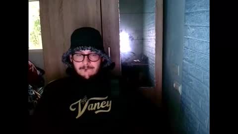 Snapshot of younromki chatting on March 2026 01:05:01 PM A... online show from March 2026 01:05:01 PM