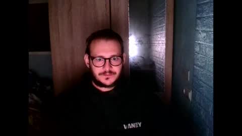 Snapshot of younromki chatting on March 2026 07:47:02 PM A... online show from March 2026 07:47:02 PM