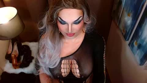 QUEEN MADISON  online show from February 2026 07:37:02 AM