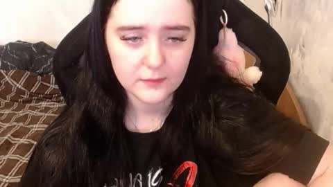 your_8a8y online show from September 2025 12:17:02 PM