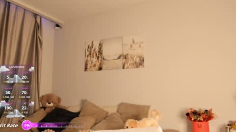 Camilla online show from February 2026 07:06:02 PM