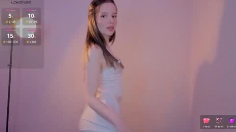 Olivia online show from March 2026 06:14:02 PM