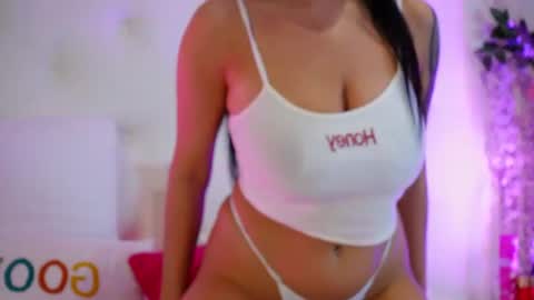 Snapshot of your_bustygirl chatting on June 2026 06:43:02 PM your_bustygirl online show from June 2026 06:43:02 PM