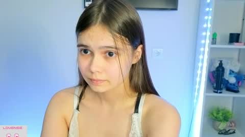 Snapshot of your_casual_vibes chatting on June 2026 06:02:01 PM Julia Next stream online show from June 2026 06:02:01 PM