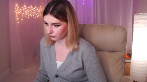 Freya online show from December 2024 03:17:02 PM