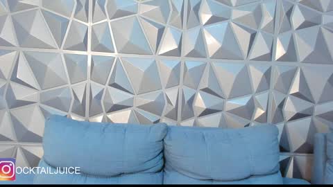 your_juice_ocktail online show from September 2025 07:05:01 PM