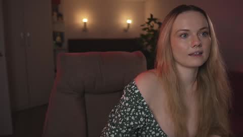 Snapshot of your_kat chatting on November 2025 02:27:01 PM Katherine online show from November 2025 02:27:01 PM