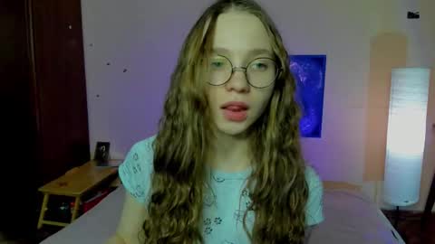 Leslie online show from March 2026 08:34:02 PM