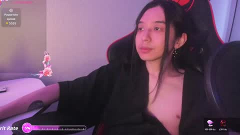 Snapshot of your_little_twink chatting on June 2026 01:45:01 AM Han online show from June 2026 01:45:01 AM