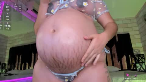 Snapshot of your_naughtyangel chatting on January 2025 12:49:01 AM Evelin online show from January 2025 12:49:01 AM